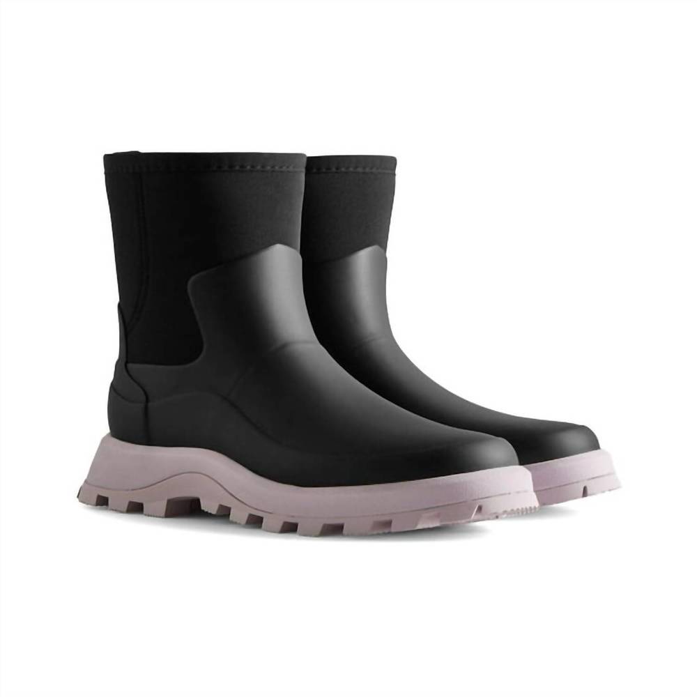 NEW HUNTER women's city explorer short boot in black/tempered mauve